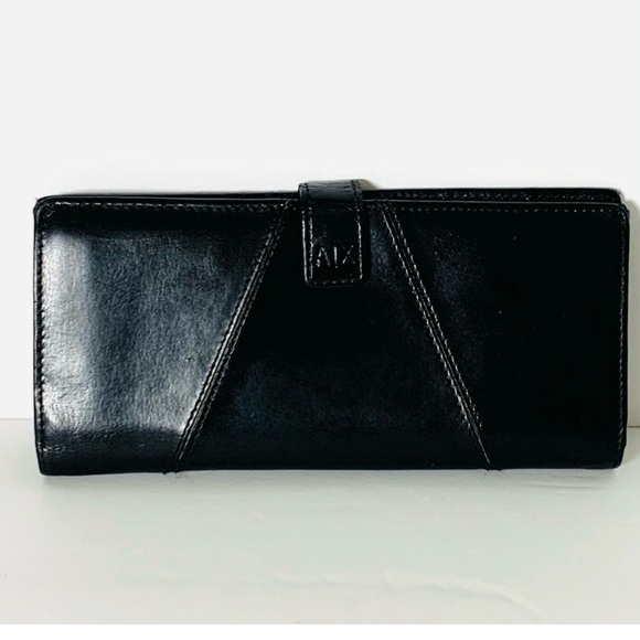 Armani Exchange A/X Bifold Leather Wallet
Black Good Condition - Picture 1 of 11